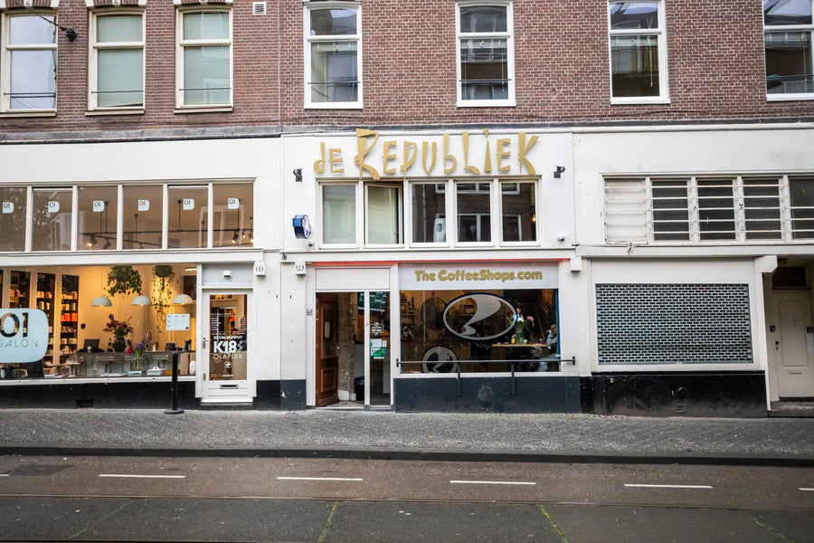 Coffeeshop de Republiek, Tweede Nassaustraat 1B, 1052 BJ Amsterdam
